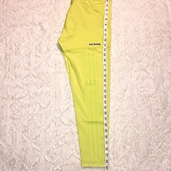 🐝 IVY PARK/ PELOTON 2021 DROP POWER TIGHTS - Picture 7 of 12